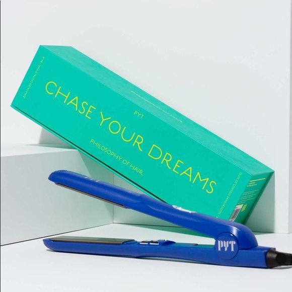 🎀PYT BLUE ZERO FRIZZ DIGITAL STYLER STRAIGHTENER - Picture 1 of 11